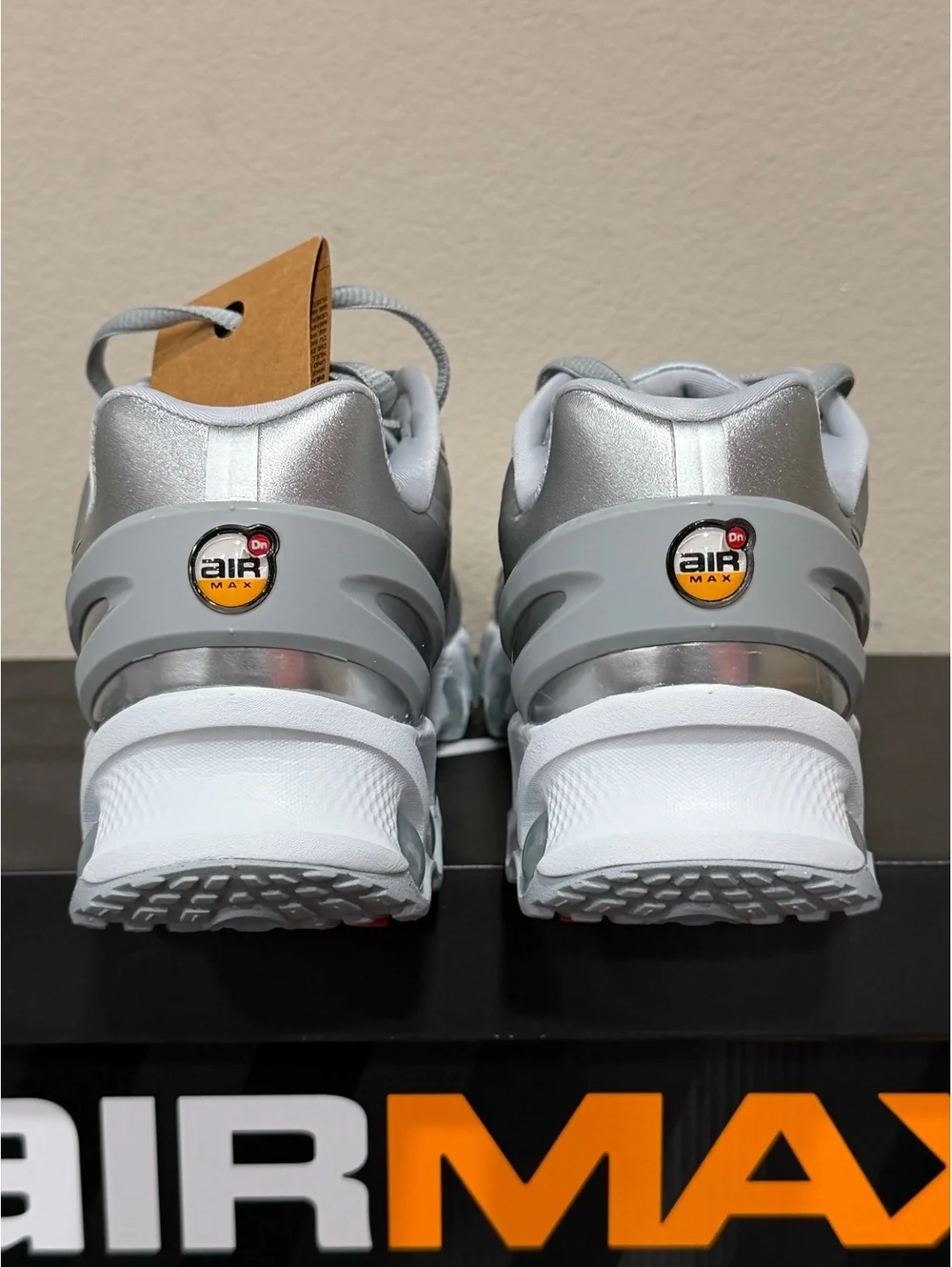 Size 8.5 - Nike Women’s Air Max DN8 “Wolf Grey Metallic Silver”